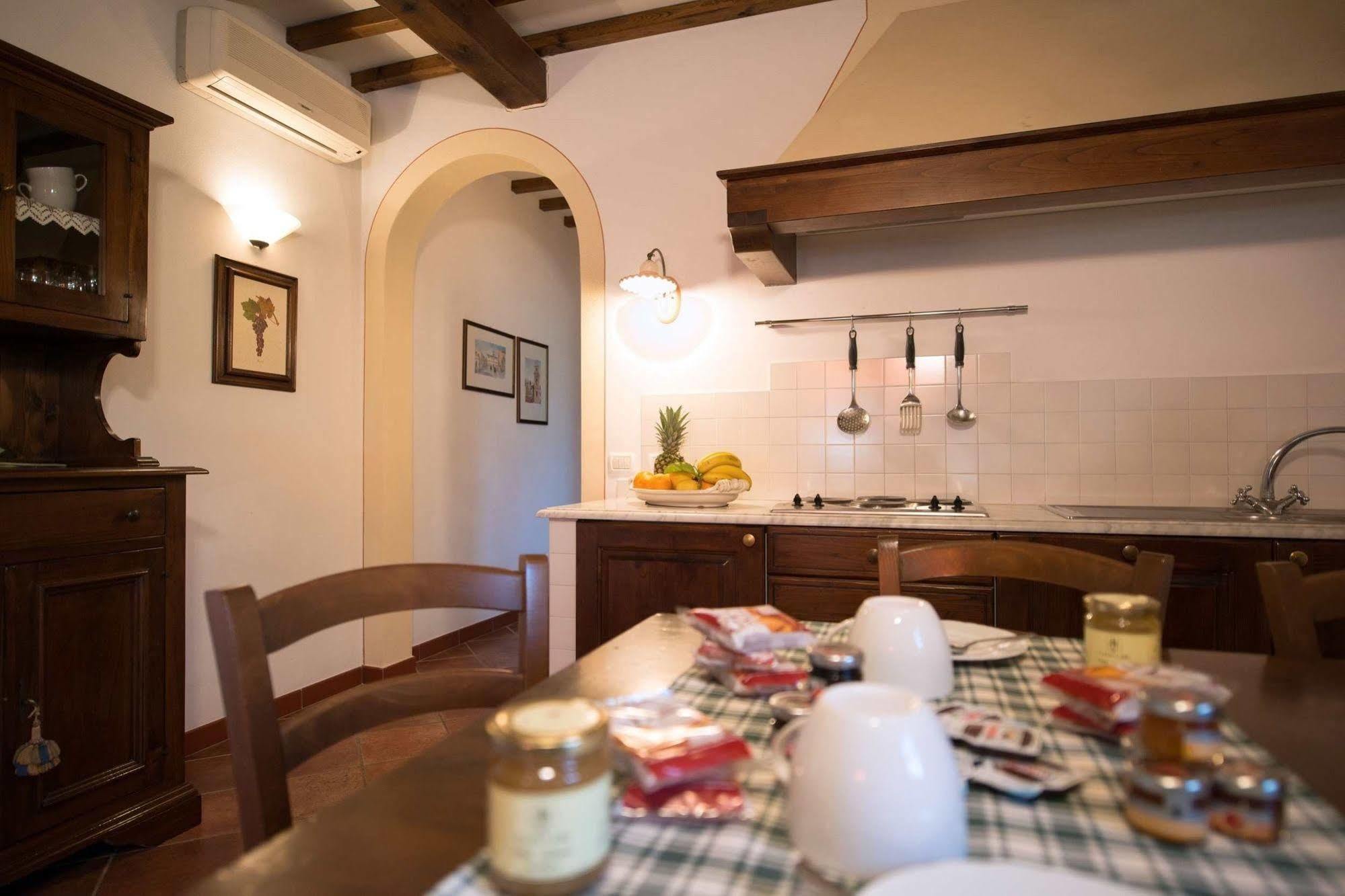 Casa Lari